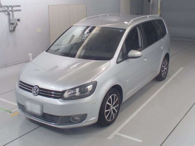 10168 Volkswagen Golf touran 1TCTH 2013 г. (CAA Chubu)